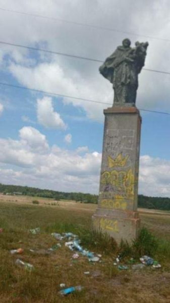 kopiec_zaśmiecony-_jpg