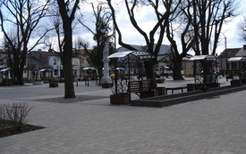 Przedwiośnie na włoszczowskim rynku. 6