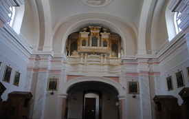 Sanktuarium Matki Bożej Opiekunki Rodzin we Włoszczowie. Zabytkowe organy.