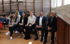 Powiatowy konkurs wiedzy o&nbsp;Wielkiej Brytanii pod nazwą "1 z&nbsp;10". 9