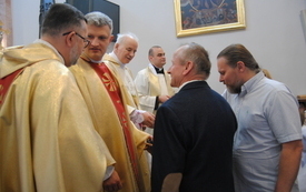 Jubileusz 50-lecia kapłaństwa proboszcza parafii WNMP we Włoszczowie ks. prałata Zygmunta Pawlika. 25