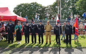 Gmine Zawody Sportowo -  Pożarnicze na stadionie OSiR we Włoszczowie 2 lipca 2023 r. 10