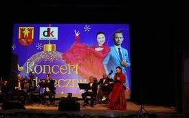 Wspaniała polska śpiewaczka operowa i operetkowa Grażyna Brodzińska była gwiazdą koncertu we Włoszczowie. 8