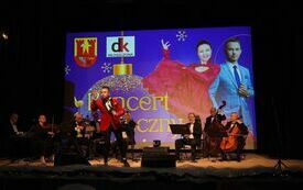 Wspaniała polska śpiewaczka operowa i operetkowa Grażyna Brodzińska była gwiazdą koncertu we Włoszczowie. 25