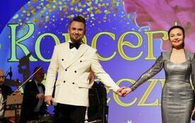 Wspaniała polska śpiewaczka operowa i operetkowa Grażyna Brodzińska była gwiazdą koncertu we Włoszczowie. 37