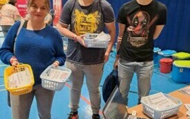 Włoszczowa 31 stycznia 2024r. Akcja oddawania krwi dla mateusza Śliwińskiego z Rząbca w hali OSiR.  2