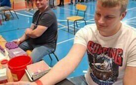 Włoszczowa 31 stycznia 2024r. Akcja oddawania krwi dla mateusza Śliwińskiego z Rząbca w hali OSiR.  7