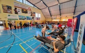 Włoszczowa 31 stycznia 2024r. Akcja oddawania krwi dla mateusza Śliwińskiego z Rząbca w hali OSiR.  41