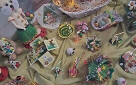 Wielkanocne ozdoby naszych pań w Bibliotece Publicznej we Włoszczowie. 15