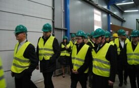 We Włoszczowie powstała wielka hala, z nowoczesną linią segregacji odpad&oacute;w.  16