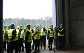 We Włoszczowie powstała wielka hala, z nowoczesną linią segregacji odpad&oacute;w.  22