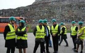 We Włoszczowie powstała wielka hala, z nowoczesną linią segregacji odpad&oacute;w.  35