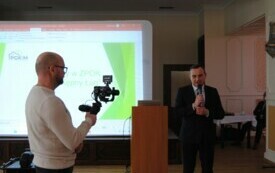 We Włoszczowie powstała wielka hala, z nowoczesną linią segregacji odpad&oacute;w.  47