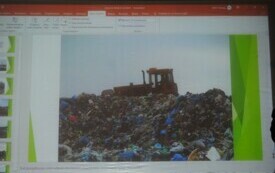 We Włoszczowie powstała wielka hala, z nowoczesną linią segregacji odpad&oacute;w.  81