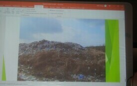 We Włoszczowie powstała wielka hala, z nowoczesną linią segregacji odpad&oacute;w.  83