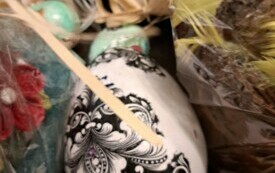 Ozdoby wielkanocne wykonane przez Panie z Koła Gospodyń Wiejskich w Bebelnie. 32