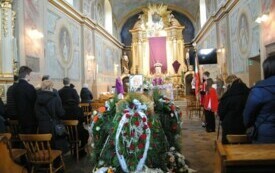 Pożegnanie Bolesława Błońskiego, emerytowanego nauczyciela i wychowawcy. 4