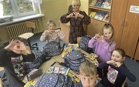 Uczniowie z Ukrainy otrzymali wyprawki szkolne. 2