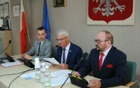 Pierwsza sesja nowej Rady Miejskiej we Włoszczowie. 4