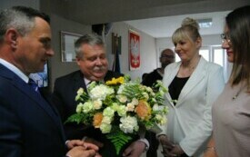 Grzegorz Dziubek złożył ślubowanie 7 maja. Został burmistrzem Włoszczowy po raz trzeci. 4