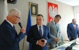 Grzegorz Dziubek złożył ślubowanie 7 maja. Został burmistrzem Włoszczowy po raz trzeci. 7
