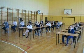 Egzamin &oacute;smoklasisty w szkołach gminy Włoszczowa. 13