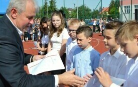 Zakończenie roku szkolnego w gminnych szkołach. 12