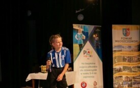 Zawodnicy, trenerzy i zaproszeni goście wsp&oacute;lnie świętowali 10-lecie istnienia klubu. 5