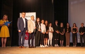 Zawodnicy, trenerzy i zaproszeni goście wsp&oacute;lnie świętowali 10-lecie istnienia klubu. 7