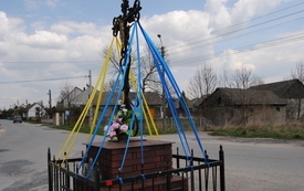 Przydrożne kapliczki i krzyze nadal są w naszej gminie otaczane czcią. 6