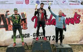 Sułtani Fitnessu to nieformalna grupa sportowa zrzeszająca miłośnik&oacute;w bieg&oacute;w z przeszkodami z Włoszczowy i okolic.  19