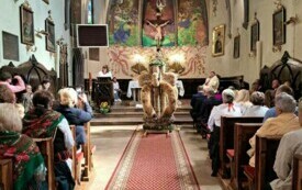 Parafianie Czarncy i Kurzelowa dziękowali 15 września za plony. 8