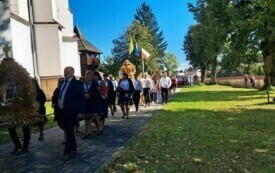 Parafianie Czarncy i Kurzelowa dziękowali 15 września za plony. 69