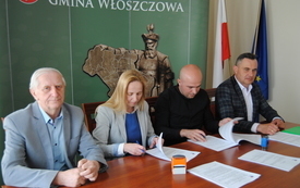 Ulice Kolejowa i Sportowa we Włoszczowie będa miały kanalizację. Umowa z wykonawcą podpisana. 4