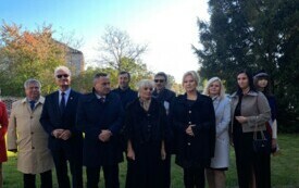 Obchody jubileuszowe. 77