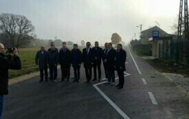 Zakończył się remont drogi powiatowej w Motycznie, w gminie Włsozczowa.  1