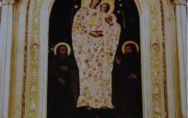 Kult maryjny we Włoszczowie na przestrzeni dziej&oacute;w w ikonografii.