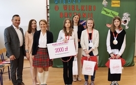 17 maja  w Szkole Podstawowej w Czarncy zorganizowano  Międzyszkolny Konkurs Wiedzy o Wielkiej Brytanii 1 z 10. 8