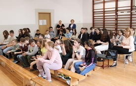 17 maja  w Szkole Podstawowej w Czarncy zorganizowano  Międzyszkolny Konkurs Wiedzy o Wielkiej Brytanii 1 z 10. 33