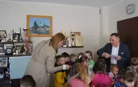 Wiosna zawitała do włoszczowskiego magistratu. 4