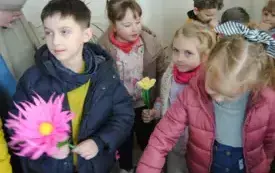 Wiosna zawitała do włoszczowskiego magistratu. 18