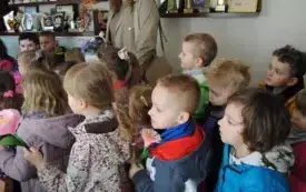 Wiosna zawitała do włoszczowskiego magistratu. 25