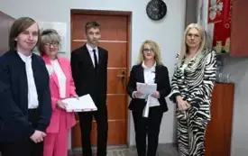 Trzeci dzień egzaminu &oacute;smoklasisty. 29