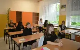 Trzeci dzień egzaminu &oacute;smoklasisty. 34