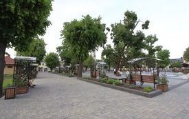 Wiosenny włoszczowski Rynek. 13