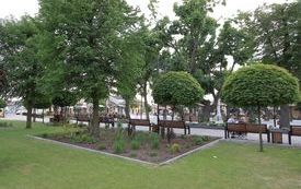 Wiosenny włoszczowski Rynek. 15