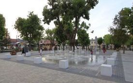 Wiosenny włoszczowski Rynek. 18