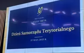 Uroczyste obchody Dnia Samorządu Terytorialnego. Podziękowania dla Gminy Włoszczowa. 2