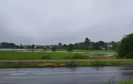 Mieszkańcy gminy Włoszczowa walczą z żywiołem. 27