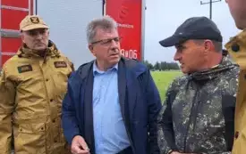 Mieszkańcy gminy Włoszczowa walczą z żywiołem. 28